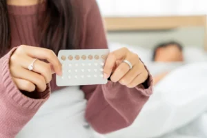 Recepta online na&nbsp;antykoncepcję – jak uzyskać e-receptę na&nbsp;tabletki antykoncepcyjne?